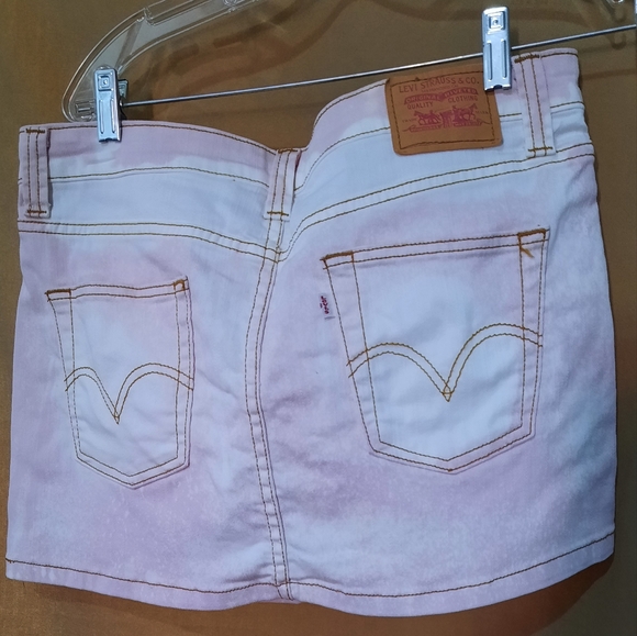 Junior's Levi's Custom Bleached Pink Jean Skirt sz 9 - Picture 6 of 11